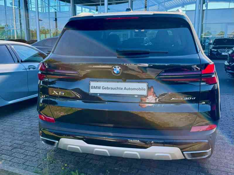 BMW X5 30d INDIVIDUAL 22" VZDUCH PANO NEZÁVISLÉ TAŽNÉ HUD  - foto 3