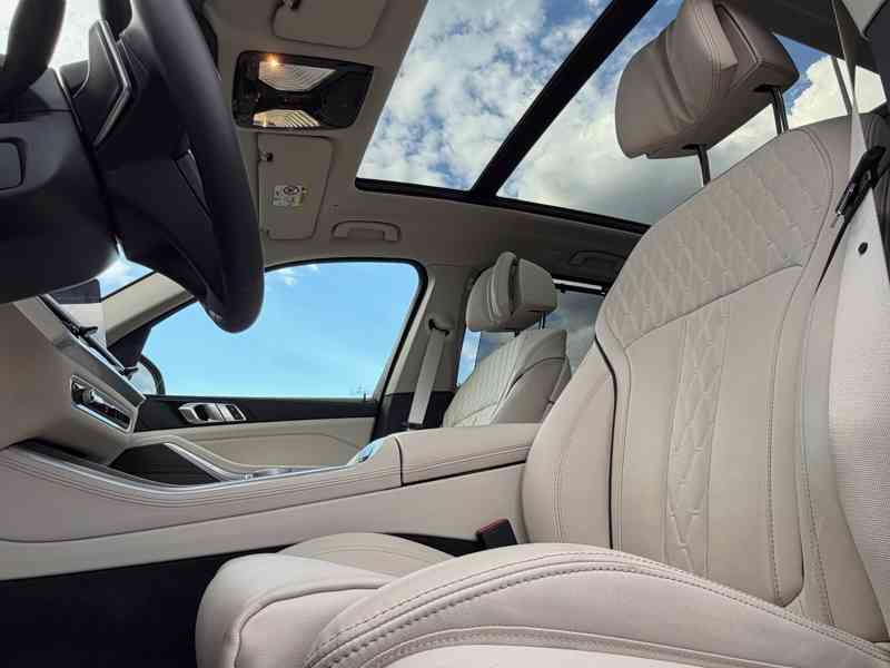 BMW X5 30d INDIVIDUAL 22" VZDUCH PANO NEZÁVISLÉ TAŽNÉ HUD  - foto 13
