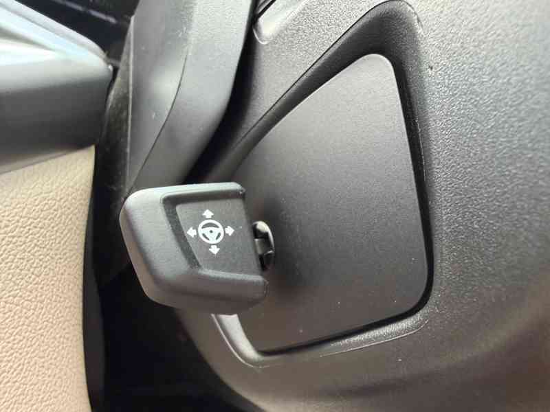BMW X5 30d INDIVIDUAL 22" VZDUCH PANO NEZÁVISLÉ TAŽNÉ HUD  - foto 40