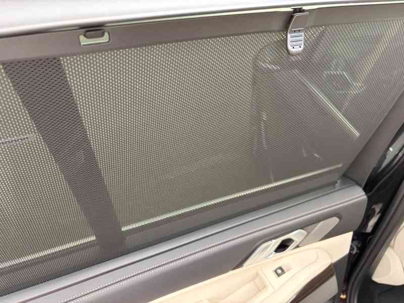BMW X5 30d INDIVIDUAL 22" VZDUCH PANO NEZÁVISLÉ TAŽNÉ HUD  - foto 23