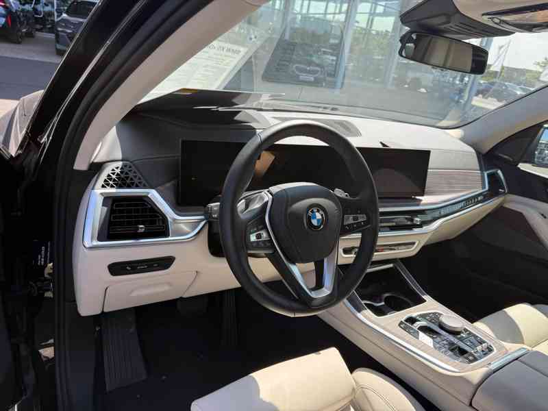 BMW X5 30d INDIVIDUAL 22" VZDUCH PANO NEZÁVISLÉ TAŽNÉ HUD  - foto 17