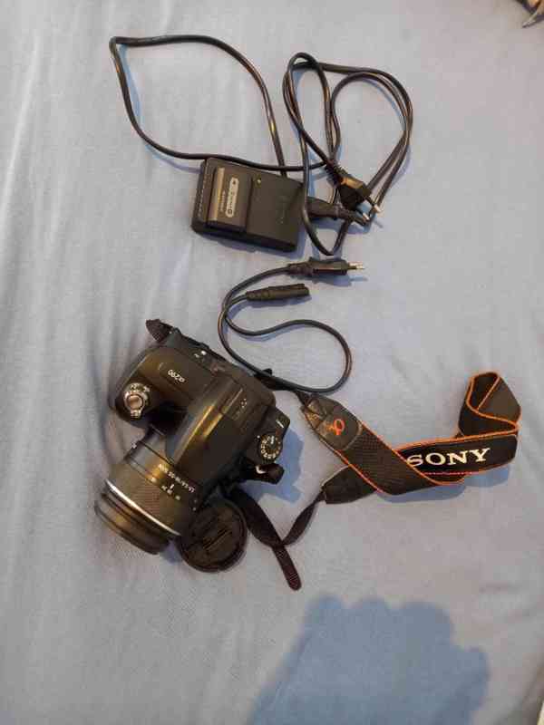 Prodám foťák Sony DSLR A290 - foto 2