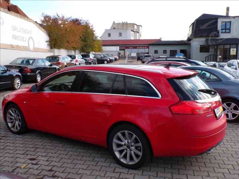 Opel Insignia 2,0 CDTi BI-TURBO  4X4 143kW - foto 4