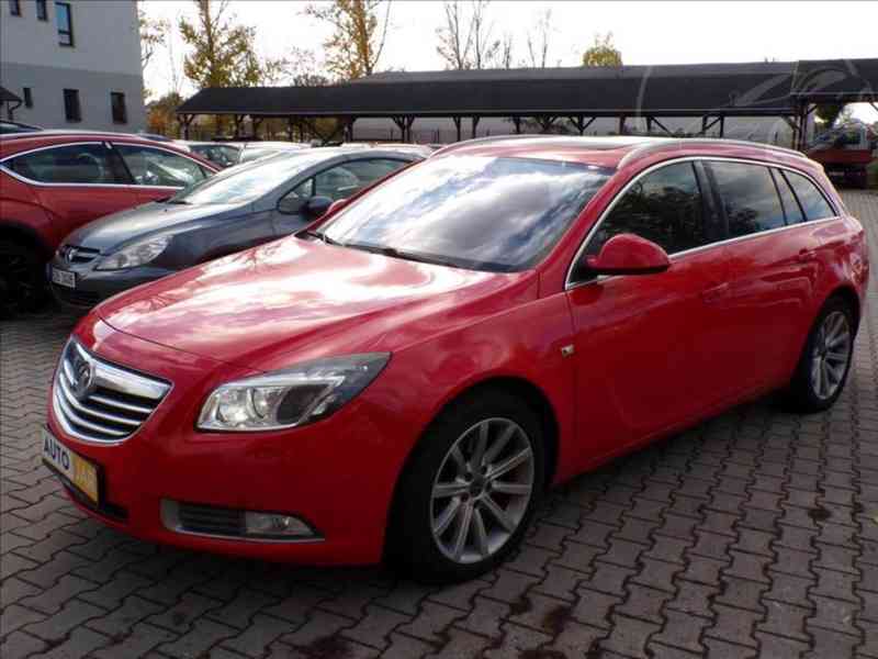 Opel Insignia 2,0 CDTi BI-TURBO  4X4 143kW - foto 2