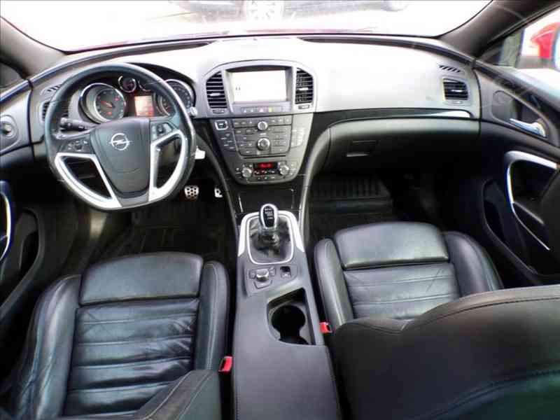 Opel Insignia 2,0 CDTi BI-TURBO  4X4 143kW - foto 5