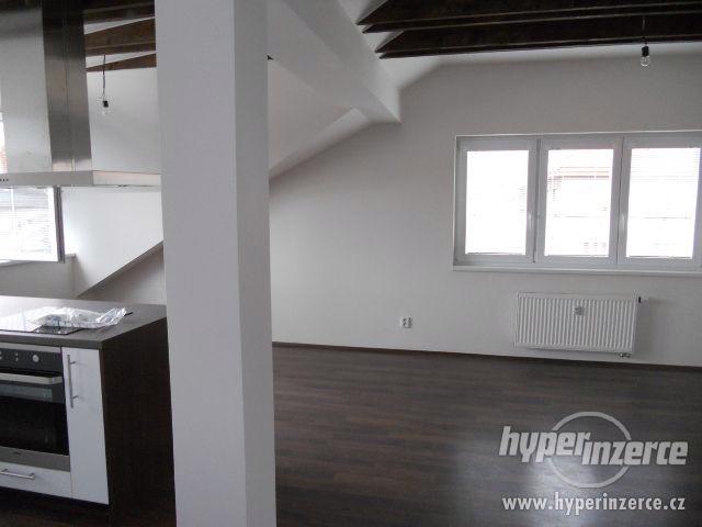 Dlouhodobý pronájem nadstandardního bytu 3+kk, 75m2, DV - foto 7