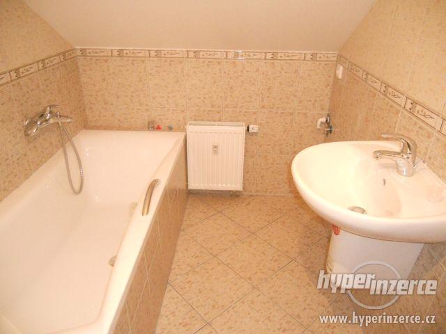Dlouhodobý pronájem nadstandardního bytu 3+kk, 75m2, DV - foto 12