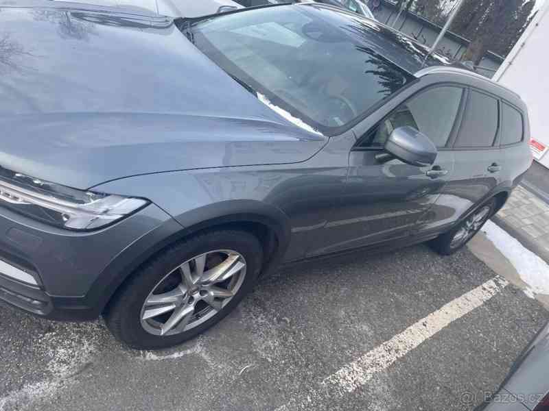 Volvo V90 2,0   Cross Country D5 AWD | 2020 | - foto 4