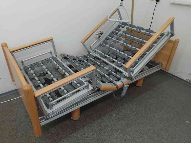 Elektrická polohovací postel - foto 2