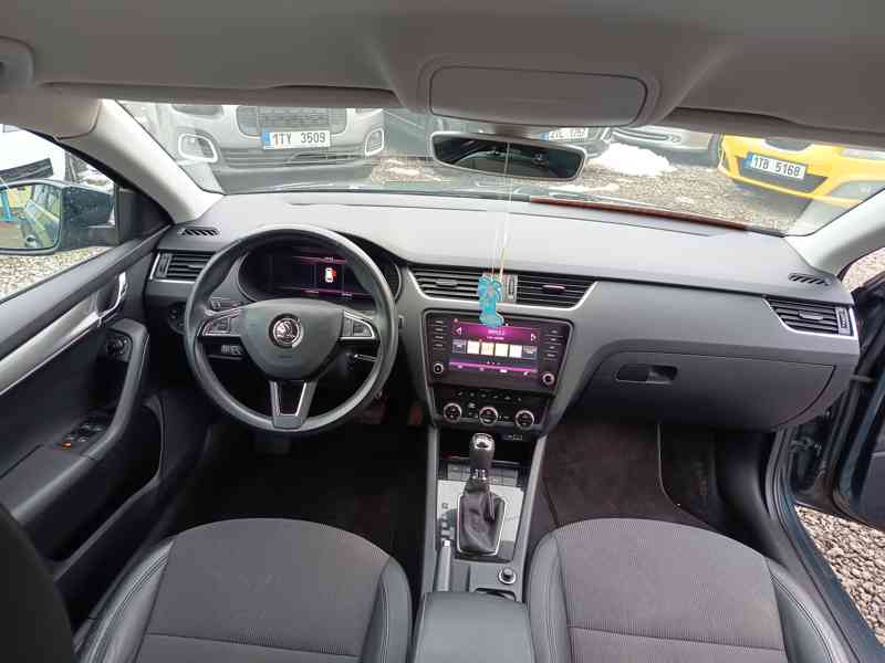 ŠKODA Octavia Combi 1,6TDI Style Plus DSG Virtual  - foto 16