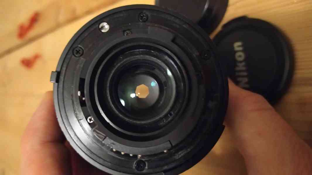 Nikon AF Nikkor 80-200mm 1:4.5-5.6 D - foto 3