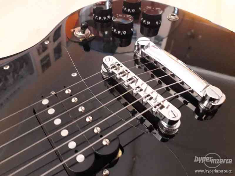 Elektrická kytara Epiphone SG + zesilovač + ladička - foto 6