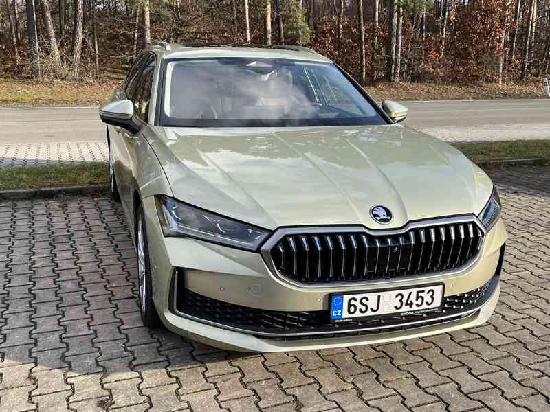 ŠKODA SUPERB COMBI L&K,2024,25t km,ČR,ZÁRUKA 5 LET - foto 2