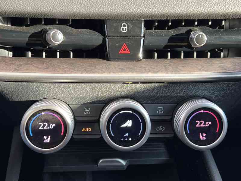 ŠKODA SUPERB COMBI L&K,2024,25t km,ČR,ZÁRUKA 5 LET - foto 18