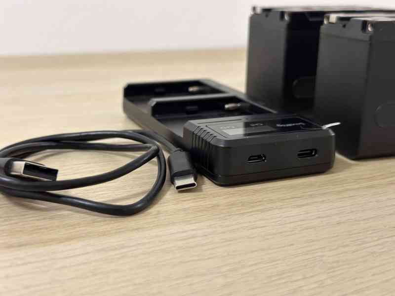 SmallRig Dual Battery Charger + 2 batteries - foto 5