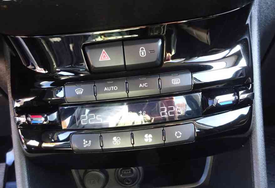Peugeot 2008 1.4 HDI r.v.2015 (50 kw) Koupeno v ČR - foto 10