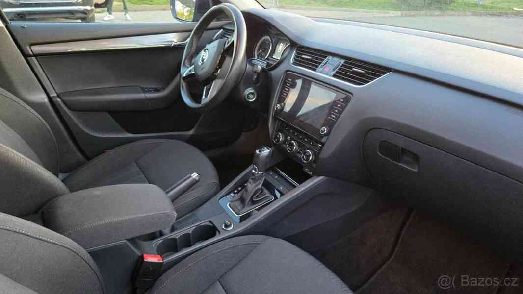 Škoda Octavia 2,0   TDI 110kW DSG Style+ - foto 6
