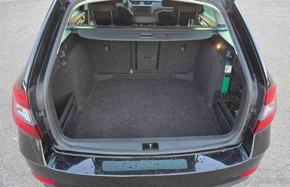 Škoda Octavia 2,0   TDI 110kW DSG Style+ - foto 10