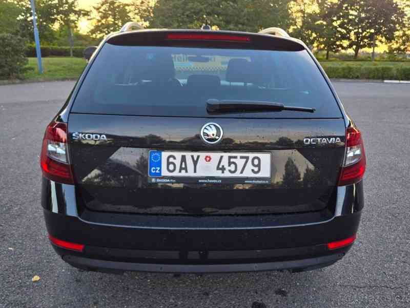 Škoda Octavia 2,0   TDI 110kW DSG Style+ - foto 16