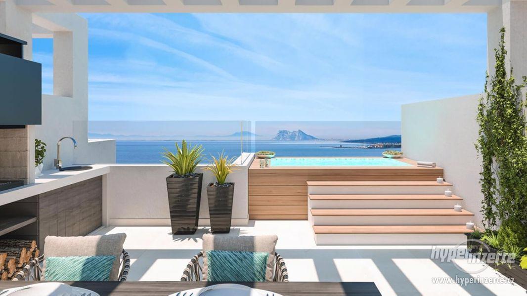 Nové ohromující moderní domy s nádherným výhled na moře - foto 5