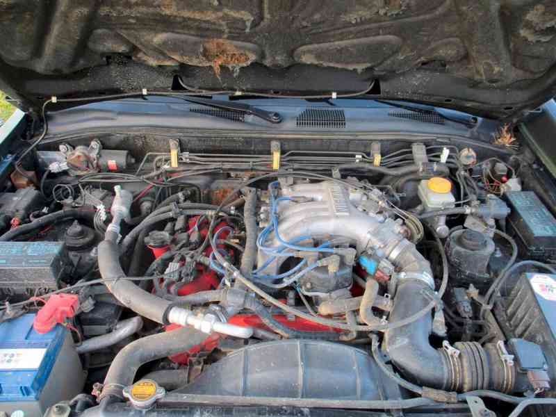 Nissan Pathfinder 3.3i V6 Camper R50 benzín 110kw - foto 9