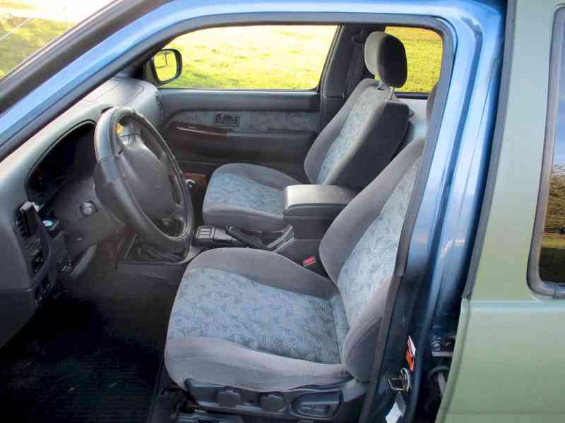 Nissan Pathfinder 3.3i V6 Camper R50 benzín 110kw - foto 4