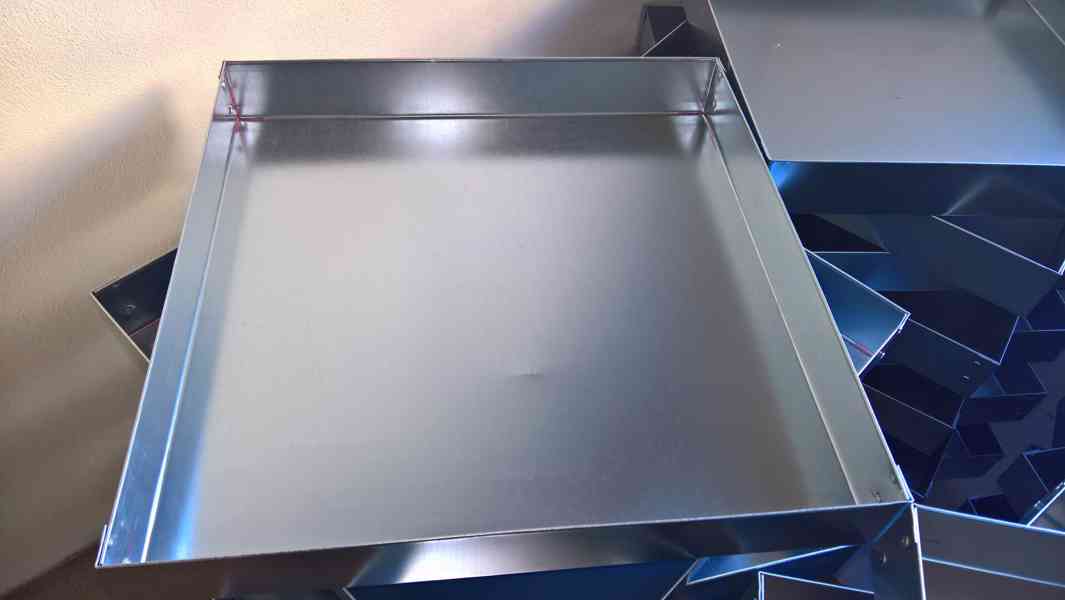 včelaření-plechové víko na úl - foto 1