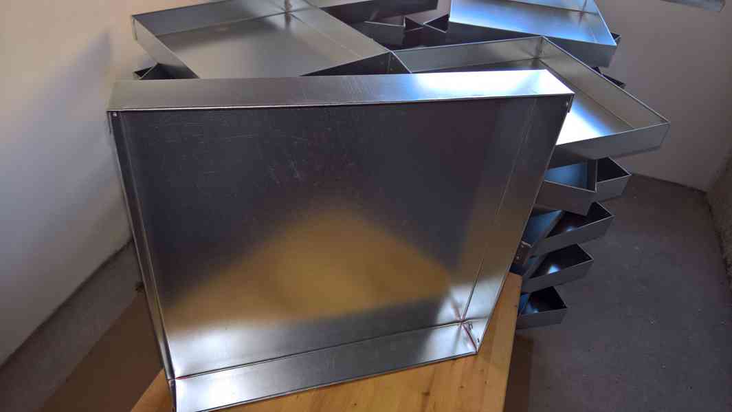 včelaření-plechové víko na úl - foto 2