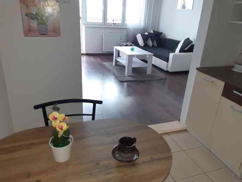 Pronájem bytů 2+kk s balkónem ve Frýdku-Místku  - foto 5