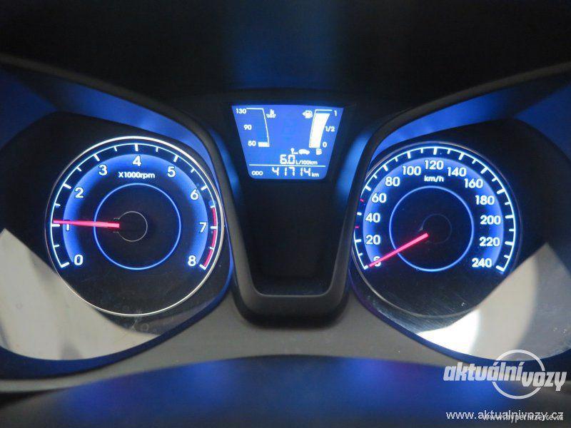 Hyundai ix20 1.4, benzín, r.v. 2015 - foto 3
