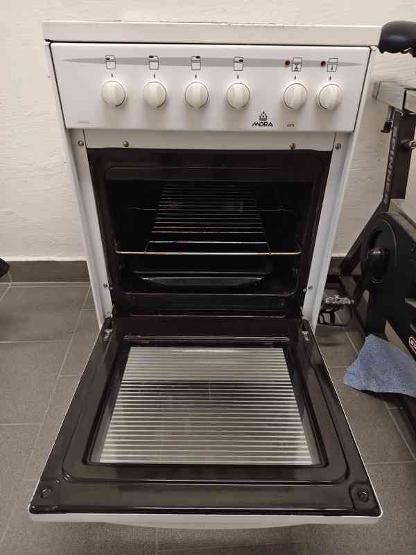 Elektrický sporák MORA se sklokeramickou deskou - foto 3