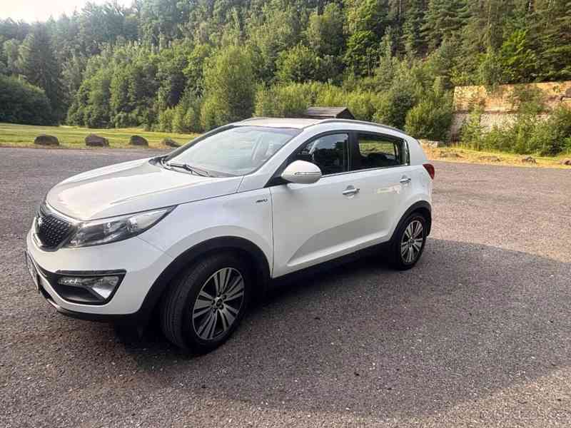 Kia Sportage 2,0 135kW, 4x4, v provozu 2/16 - foto 15