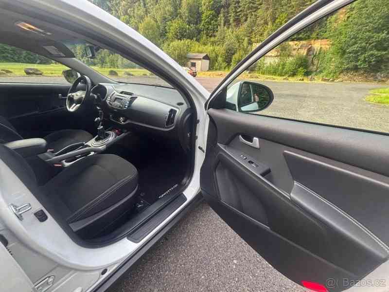 Kia Sportage 2,0 135kW, 4x4, v provozu 2/16 - foto 7