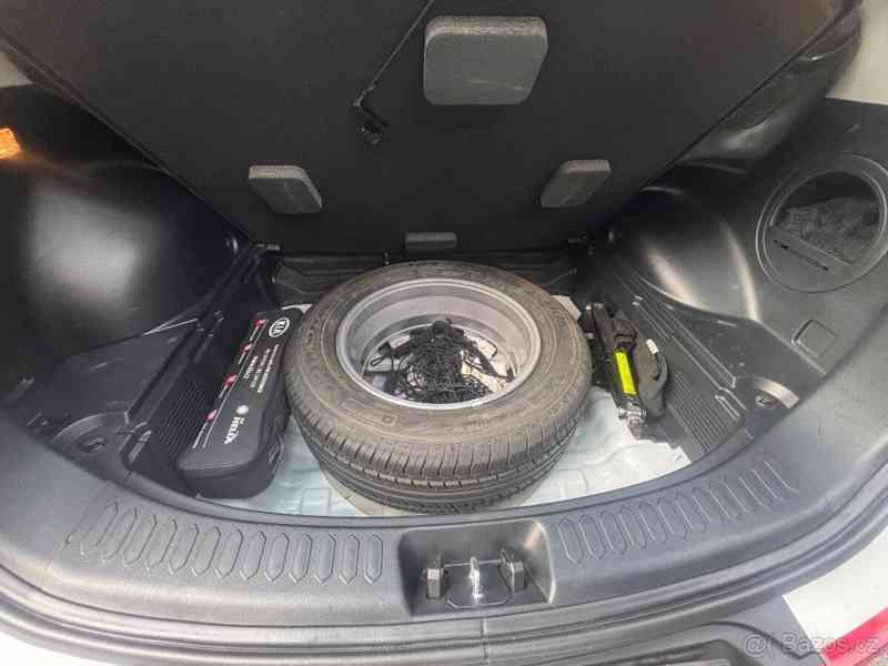 Kia Sportage 2,0 135kW, 4x4, v provozu 2/16 - foto 16