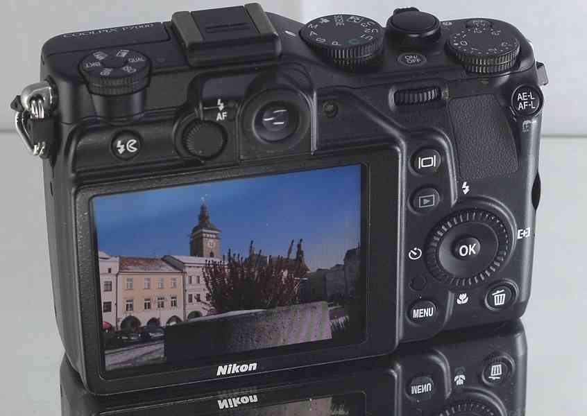 Nikon CoolPix P7000 **CCD 10,1 MPix*7x Op.ZOOM - foto 6