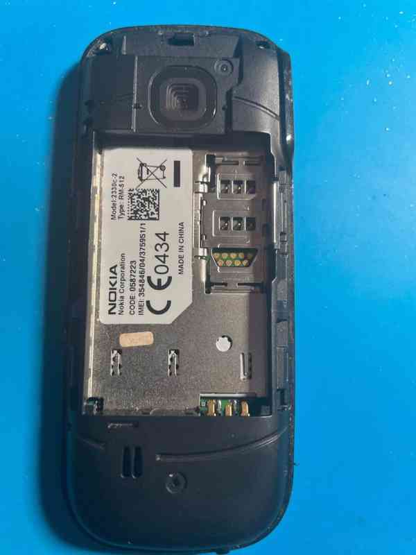 Nokia 2330c-2 - foto 6