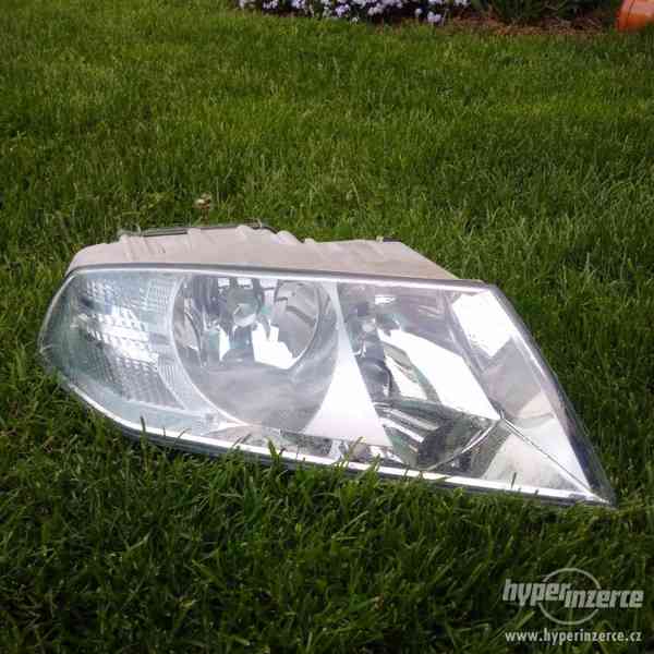Predni svetlo Skoda Octavia 2 II prave pravy - foto 1