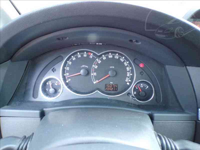 Opel Meriva 1,6 16V - foto 6