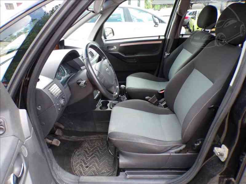 Opel Meriva 1,6 16V - foto 8