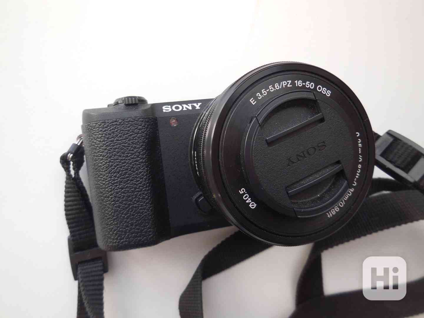 Sony Alpha A5100 + 16-50 mm černý a příslušenství - foto 1