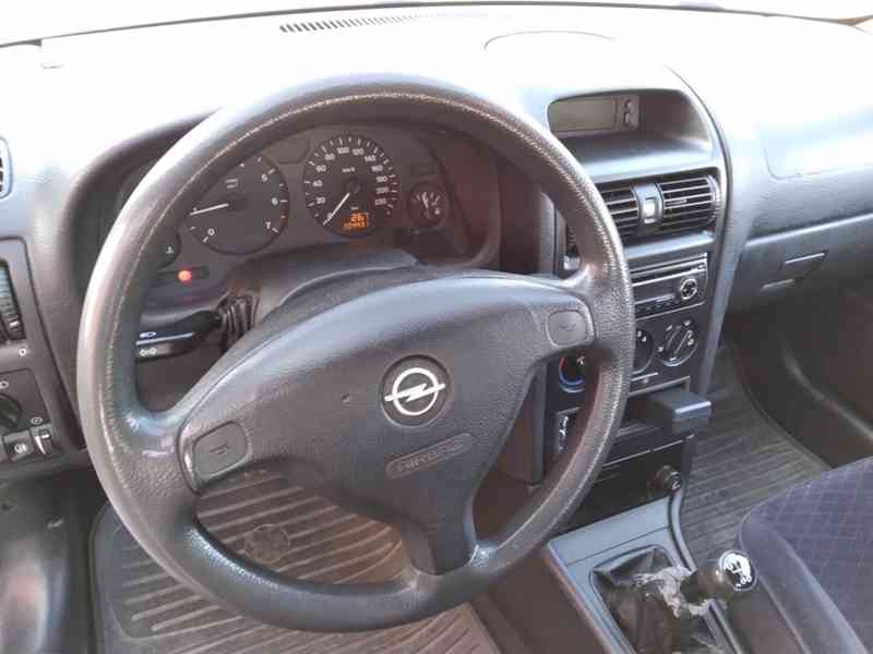 OPEL ASTRA 1.4 16V BASE 1.MAJITEL,ČR,SERVISKA - foto 15