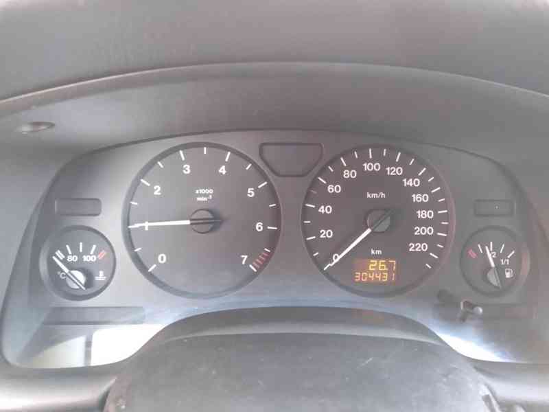 OPEL ASTRA 1.4 16V BASE 1.MAJITEL,ČR,SERVISKA - foto 17