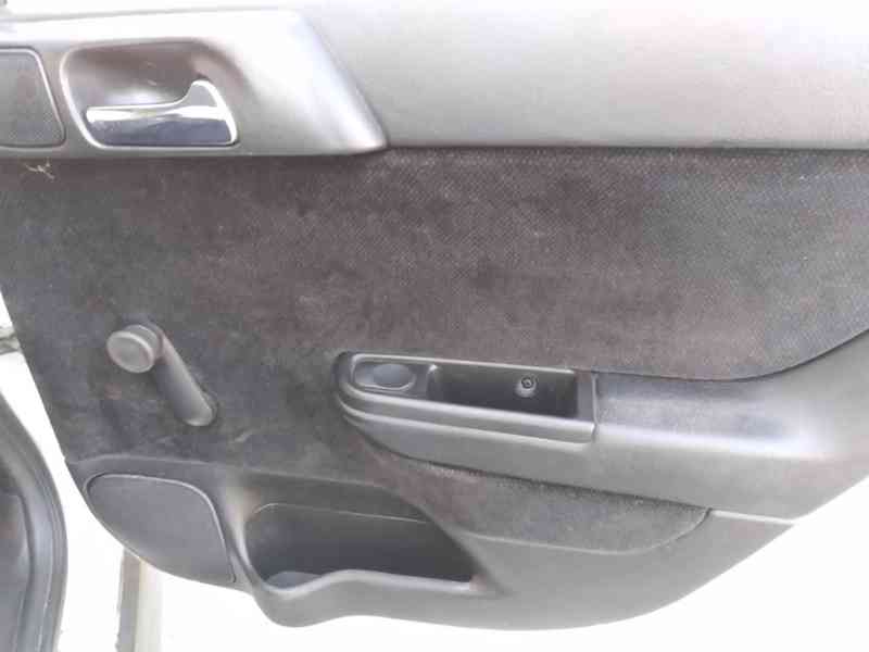 OPEL ASTRA 1.4 16V BASE 1.MAJITEL,ČR,SERVISKA - foto 27