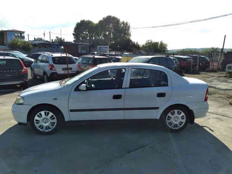 OPEL ASTRA 1.4 16V BASE 1.MAJITEL,ČR,SERVISKA - foto 4