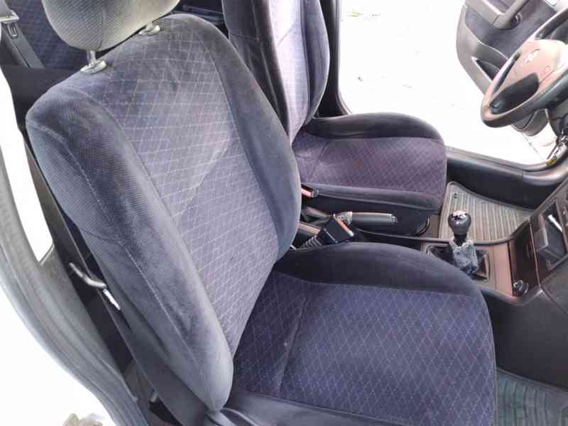OPEL ASTRA 1.4 16V BASE 1.MAJITEL,ČR,SERVISKA - foto 14