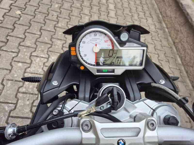 BMW S 1000 R - TOP STAV + VÝBAVA, AKRAPOVIČ 215.000,- Kč - foto 8