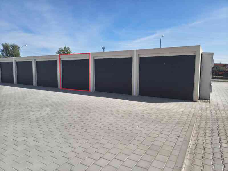 Jaroměř - prodej garáže - foto 2