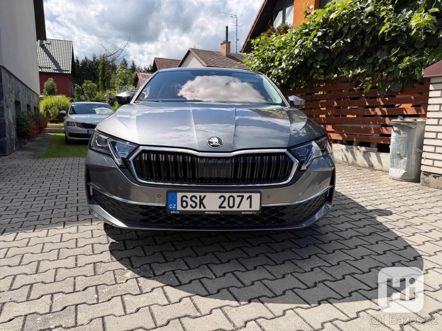 Škoda Octavia 1,5   e-TSI MHEW 110kW Top Selection - foto 1