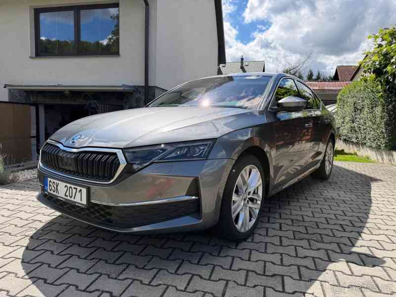 Škoda Octavia 1,5   e-TSI MHEW 110kW Top Selection - foto 20