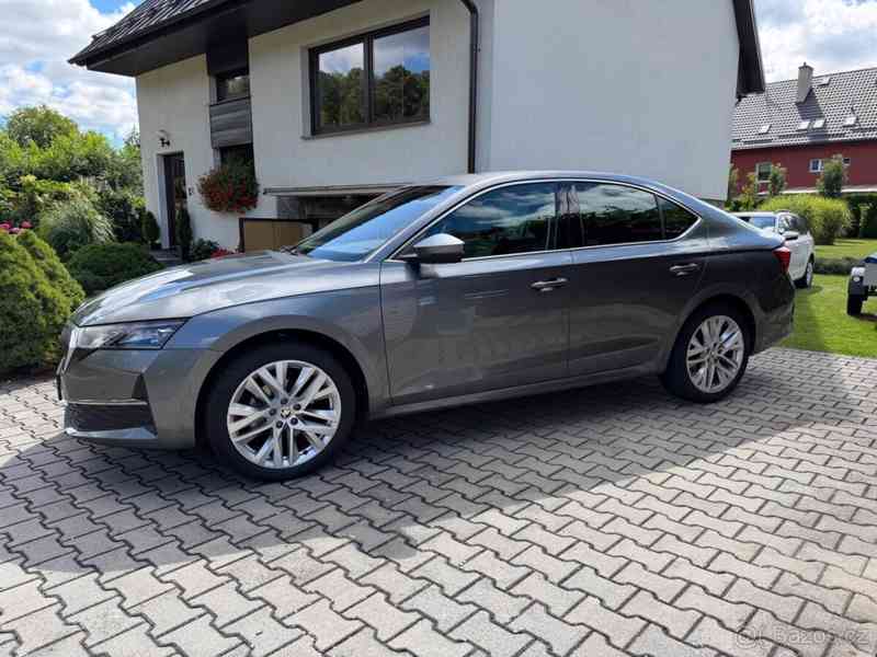 Škoda Octavia 1,5   e-TSI MHEW 110kW Top Selection - foto 15